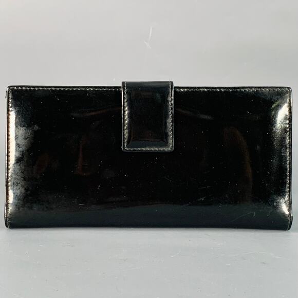 GUCCI Black Embossed Monogram Logo Patent Leather Checkbook Wallet - Picture 2 of 5